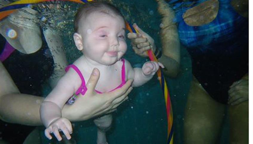 Acquaticità neonatale, una delle attività più consigliate dai pediatri Acquaticità neonatale, una delle attività più consigliate dai pediatri